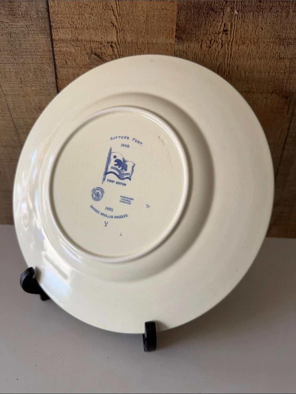 1939 Wedgewood Republic Plate Sutter's Fort 1848 Barker Bros 1st Edition